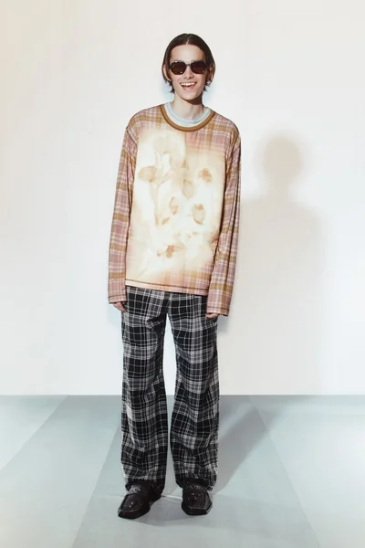 Look 30